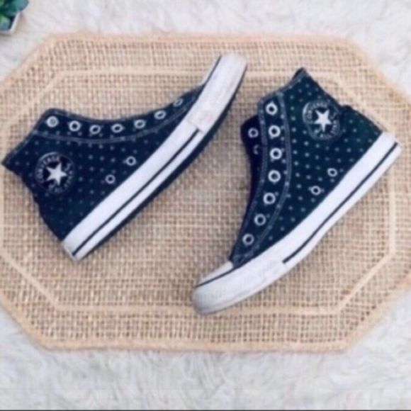 Converse Star Print Chuck Taylors *No Laces* - Picture 6 of 12